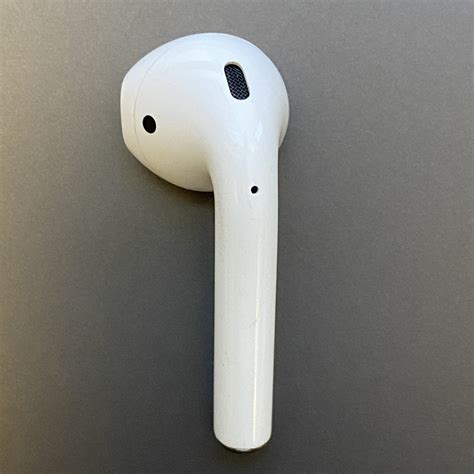  Compare prices, ratings, and features of different models and brands of left airpod replacement. . Left airpod replacement